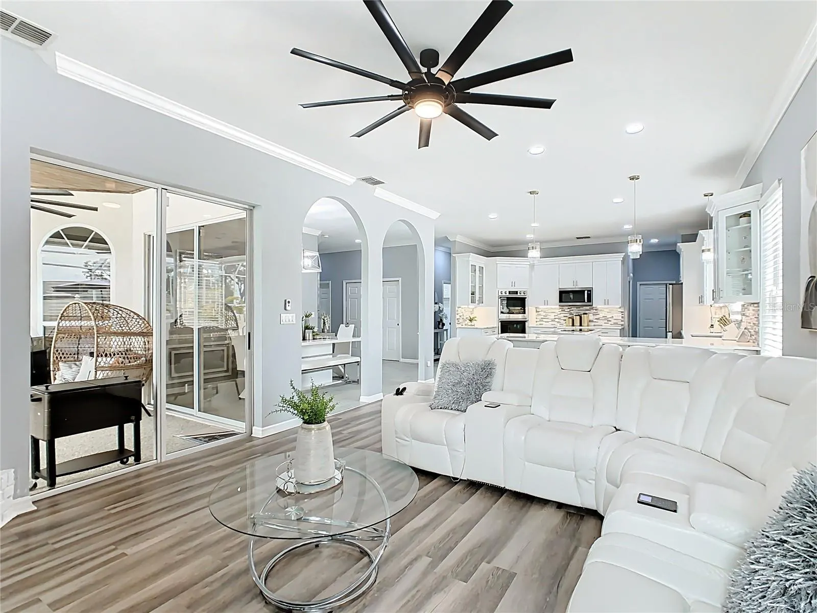 1539 AUBURN OAKS