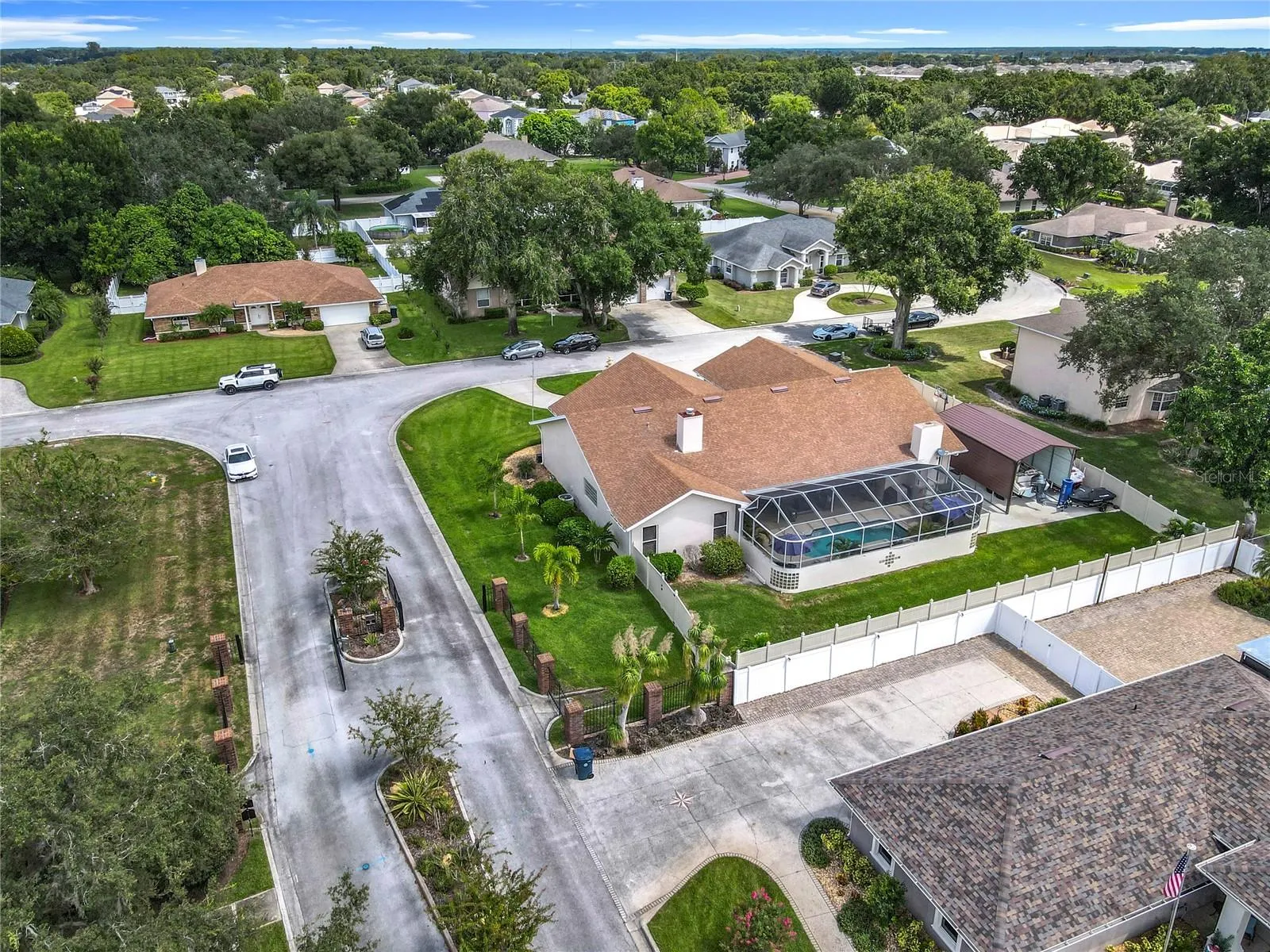 1539 AUBURN OAKS