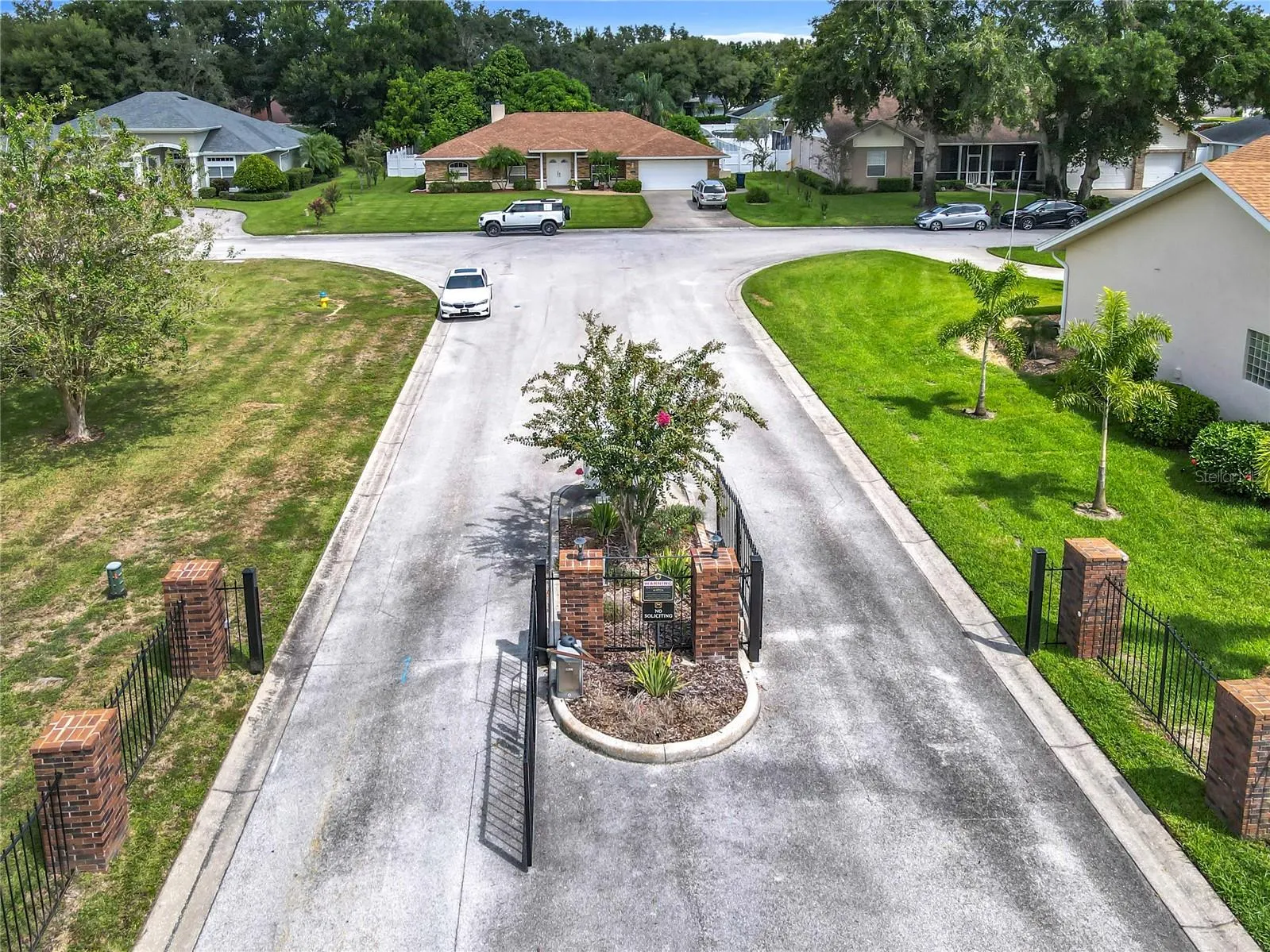 1539 AUBURN OAKS