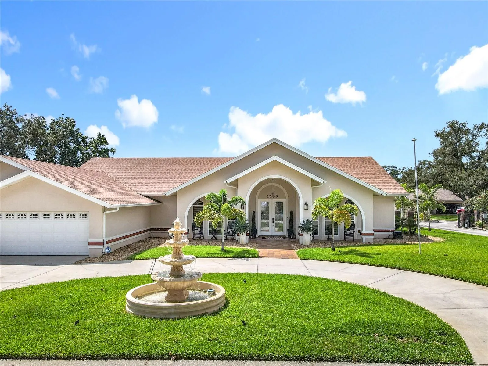 1539 AUBURN OAKS