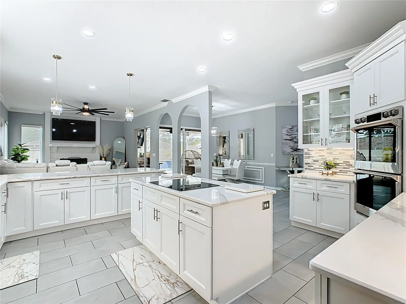 1539 AUBURN OAKS