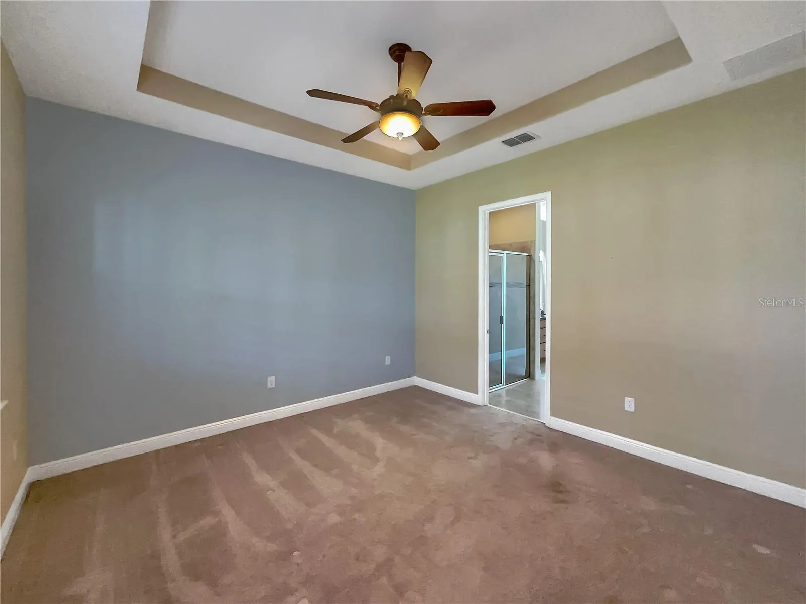 2426 YELLOW BRICK RD