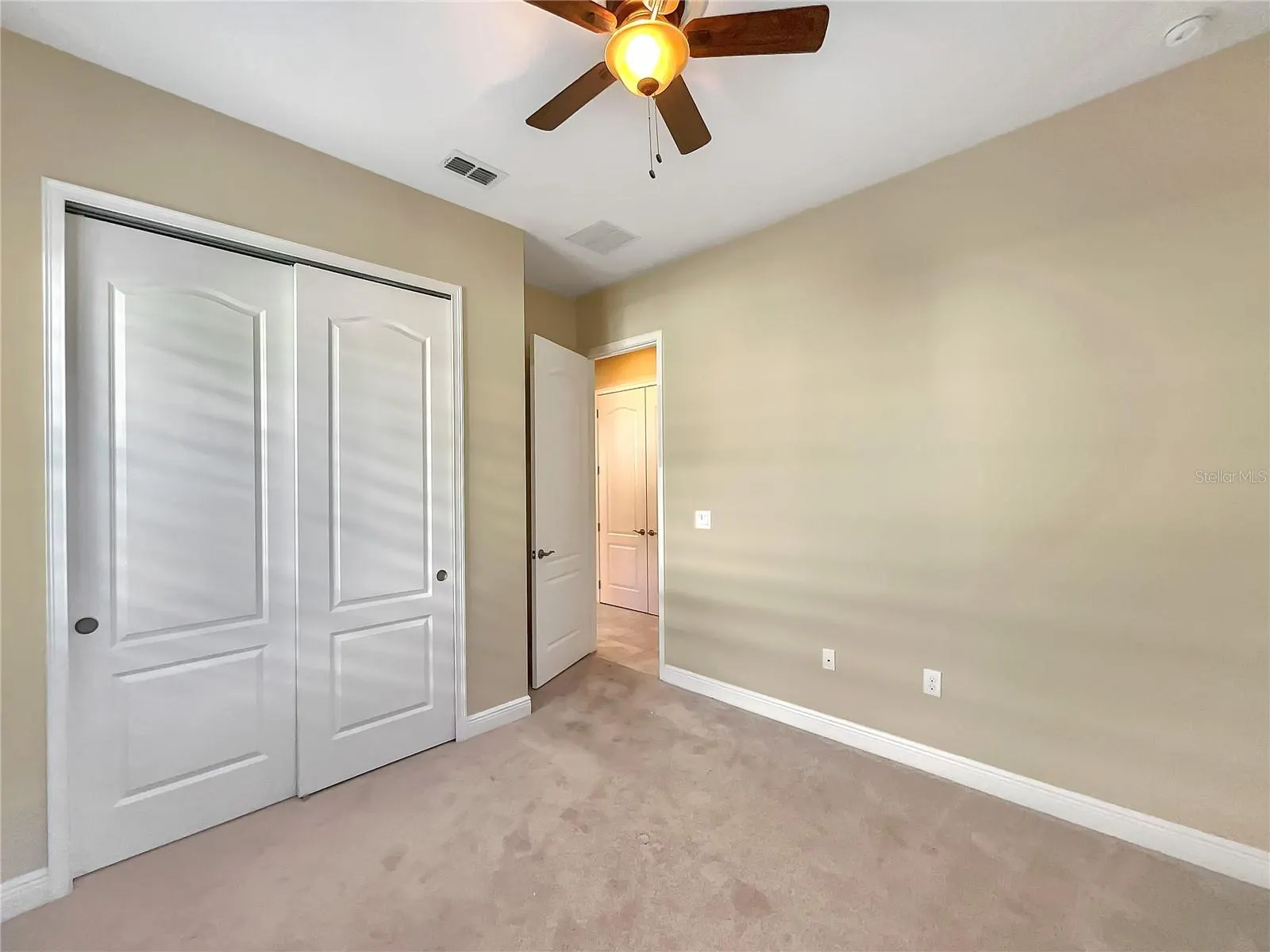 2426 YELLOW BRICK RD
