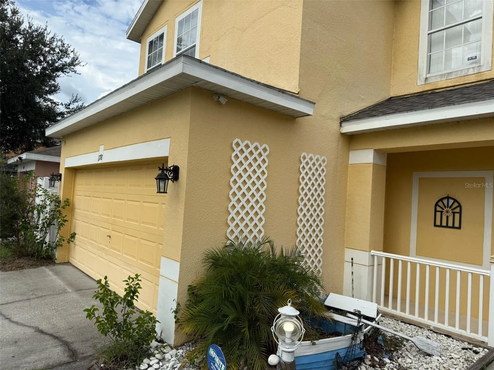 178 HAMMOCK CT