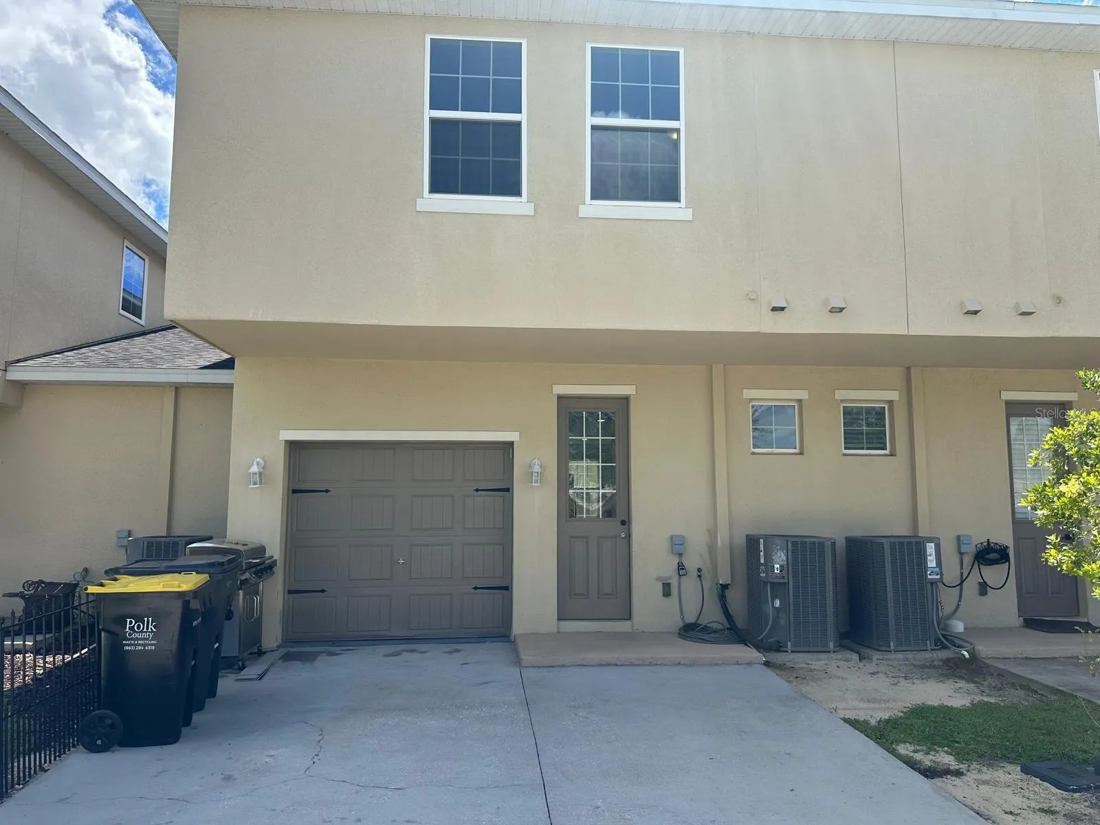 112 HOLLY VILLAGE DR