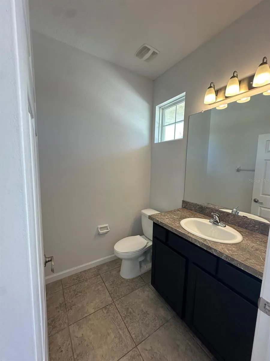 112 HOLLY VILLAGE DR