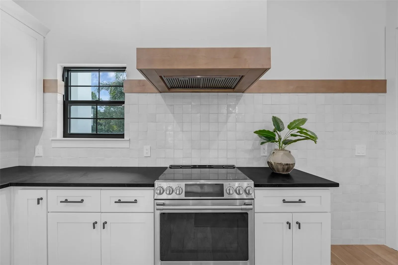 10517 CROMWELL GROVE TER