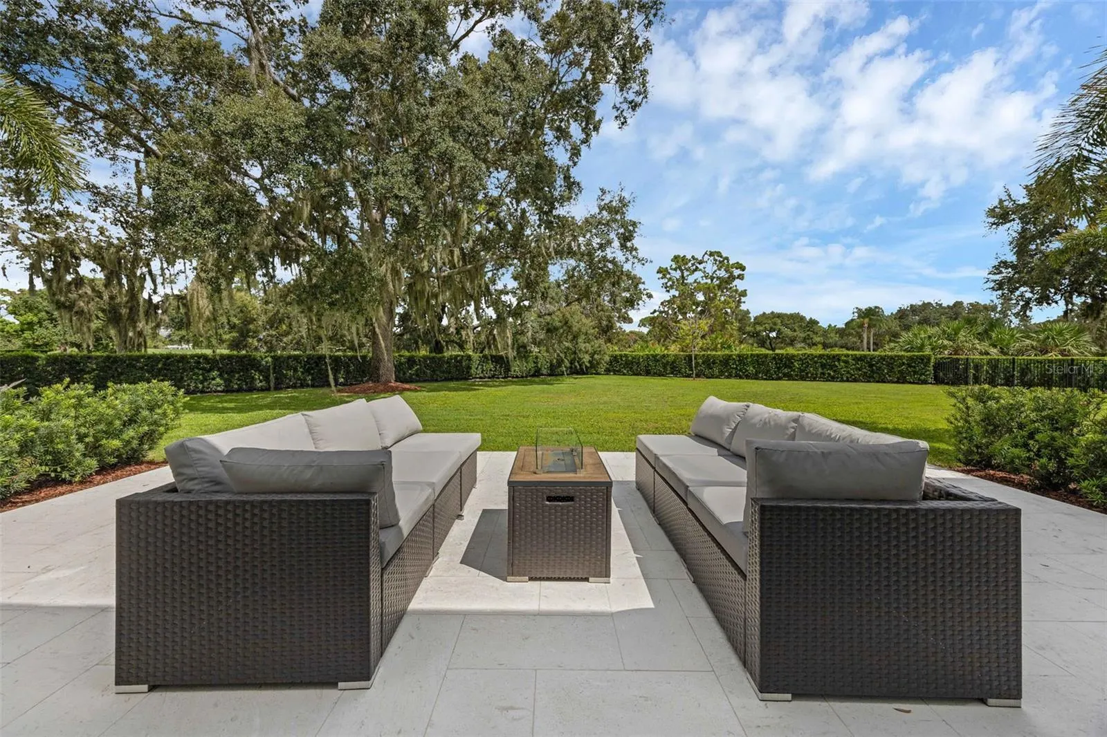 10517 CROMWELL GROVE TER