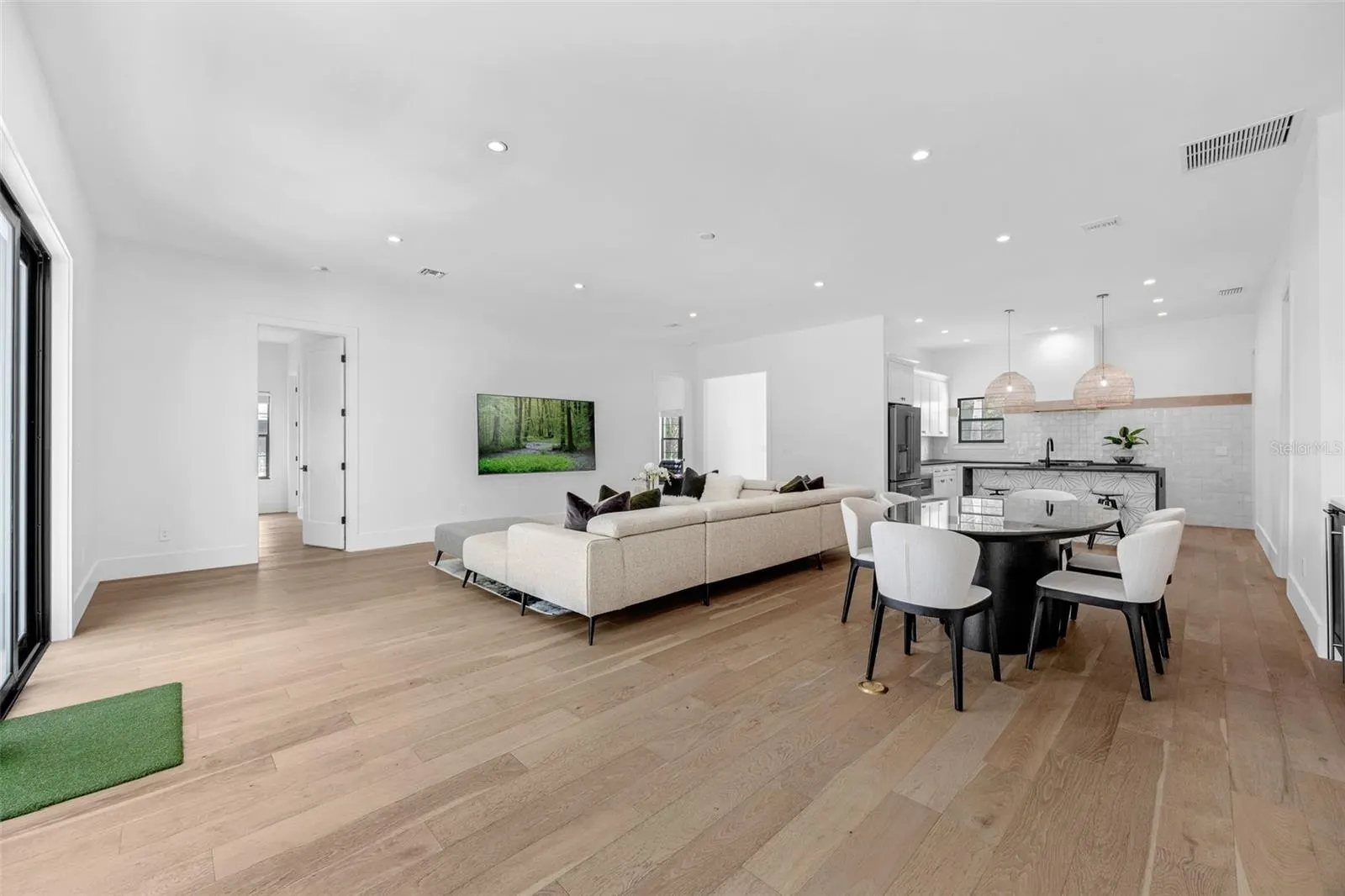 10517 CROMWELL GROVE TER