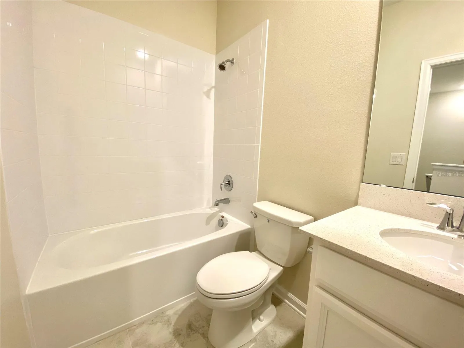 1304 SHINNECOCK HILLS DR