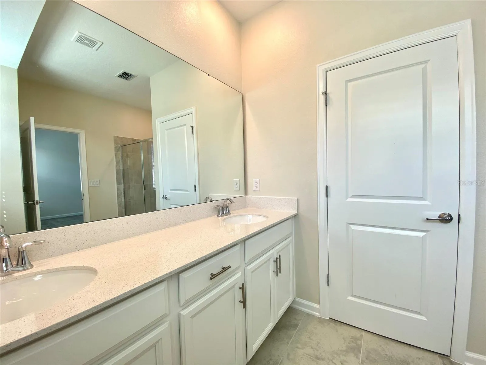 1304 SHINNECOCK HILLS DR