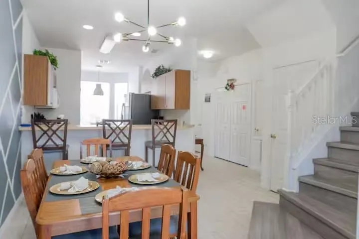 1139 S BEACH CIR
