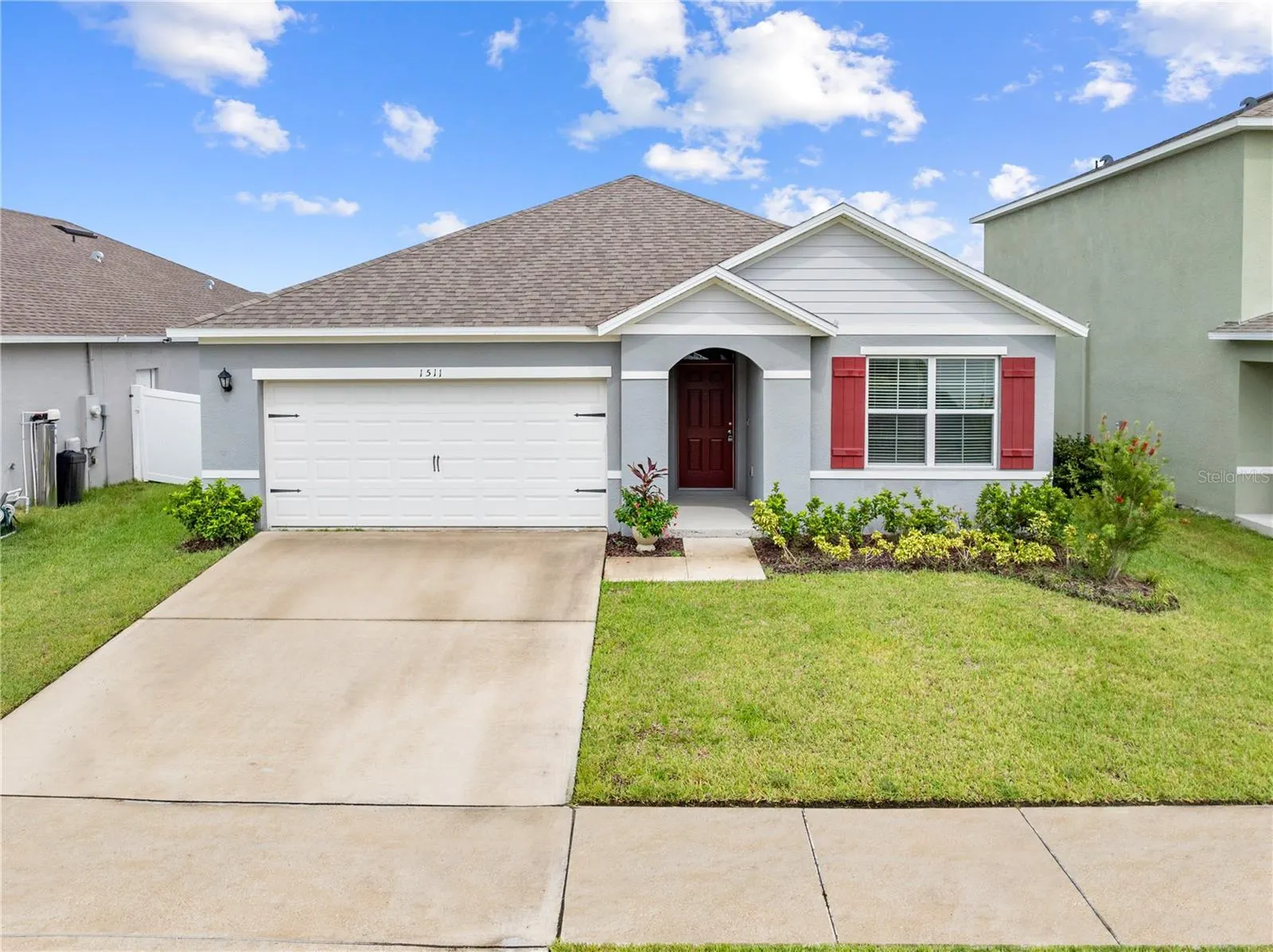 1511 BARBERRY DR