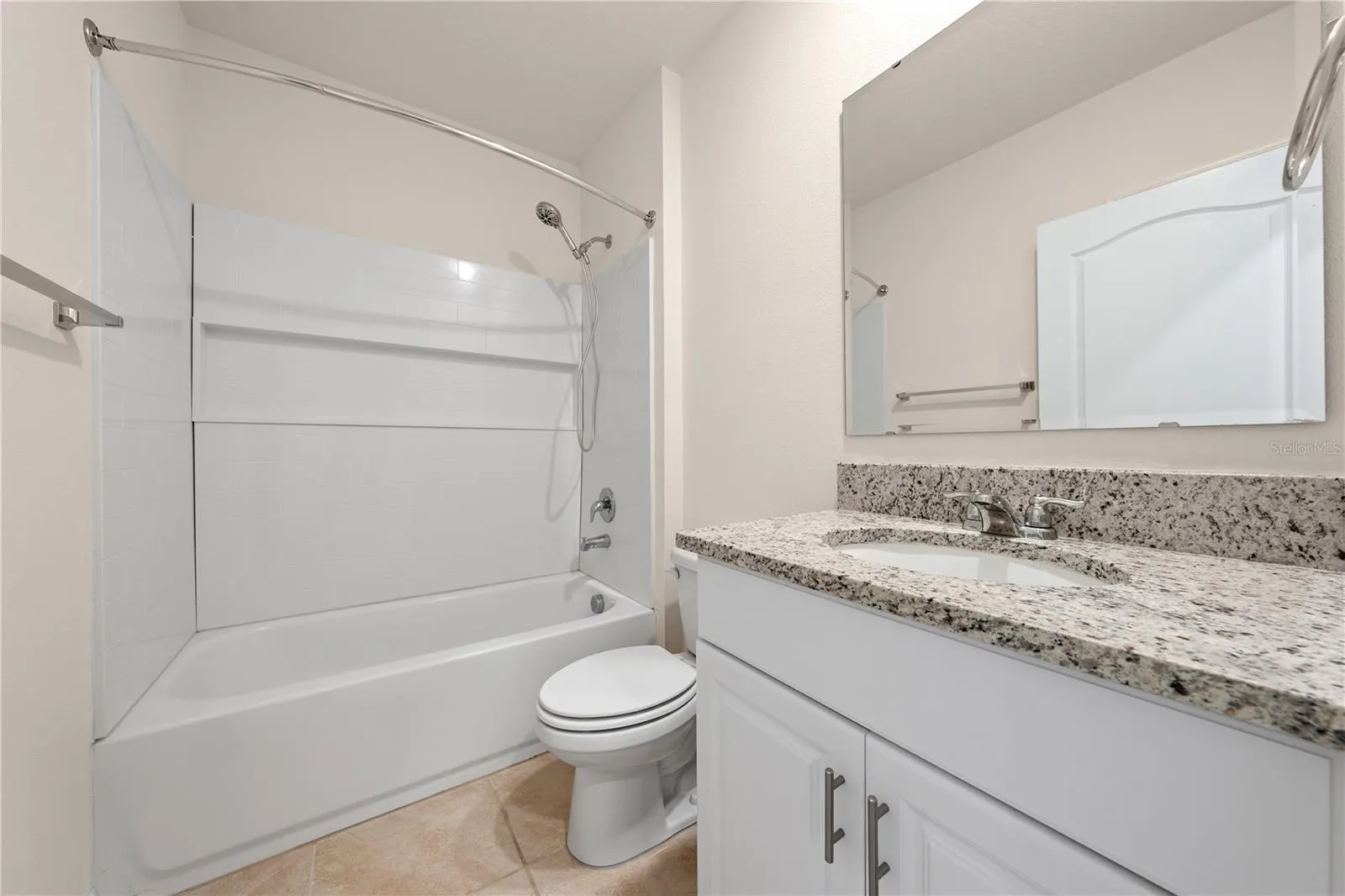 1511 BARBERRY DR