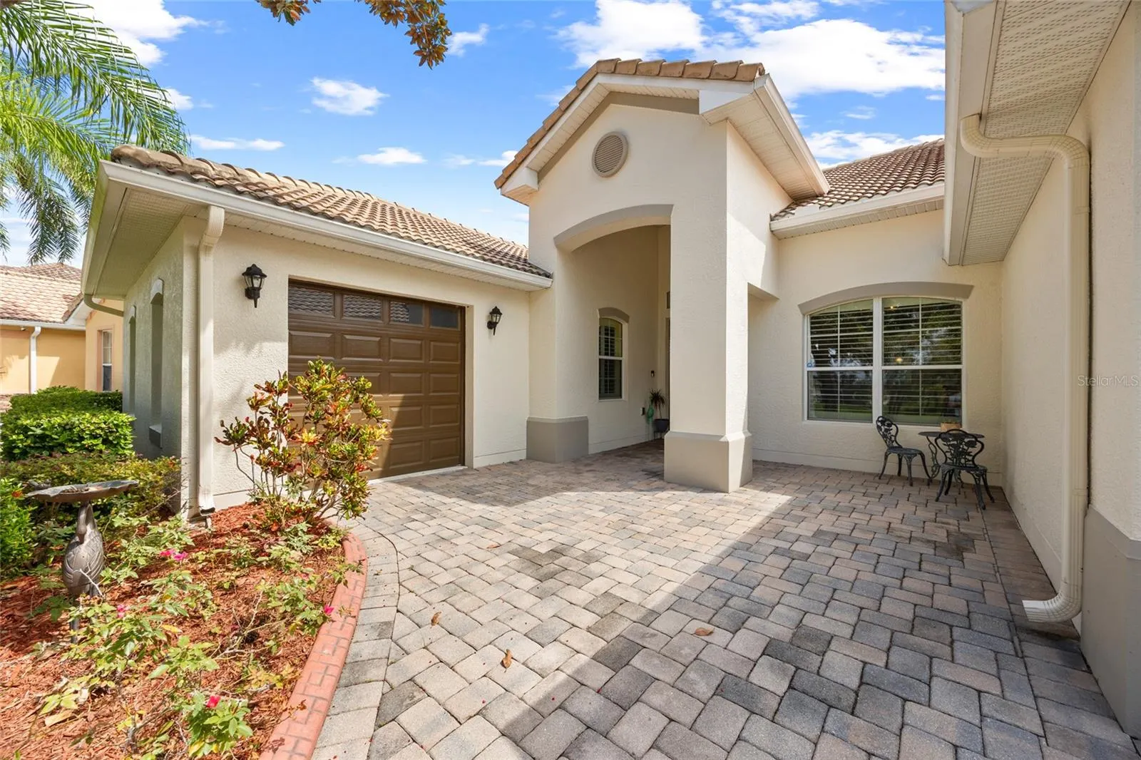 3856 SHORESIDE DR