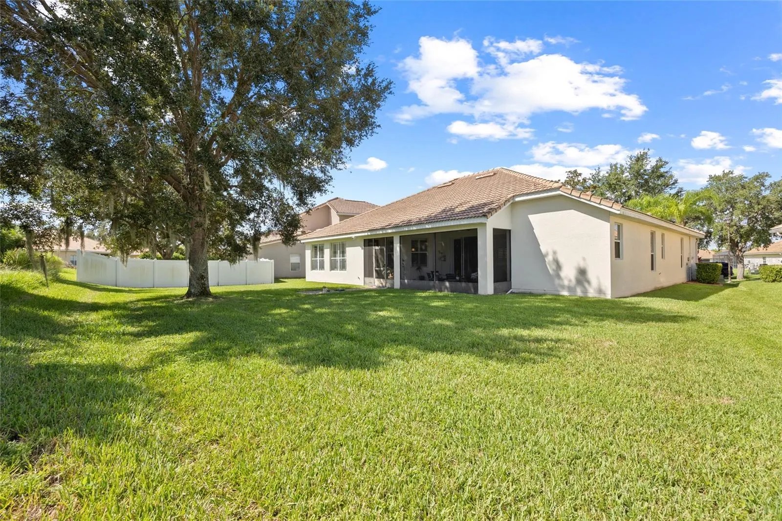 3856 SHORESIDE DR