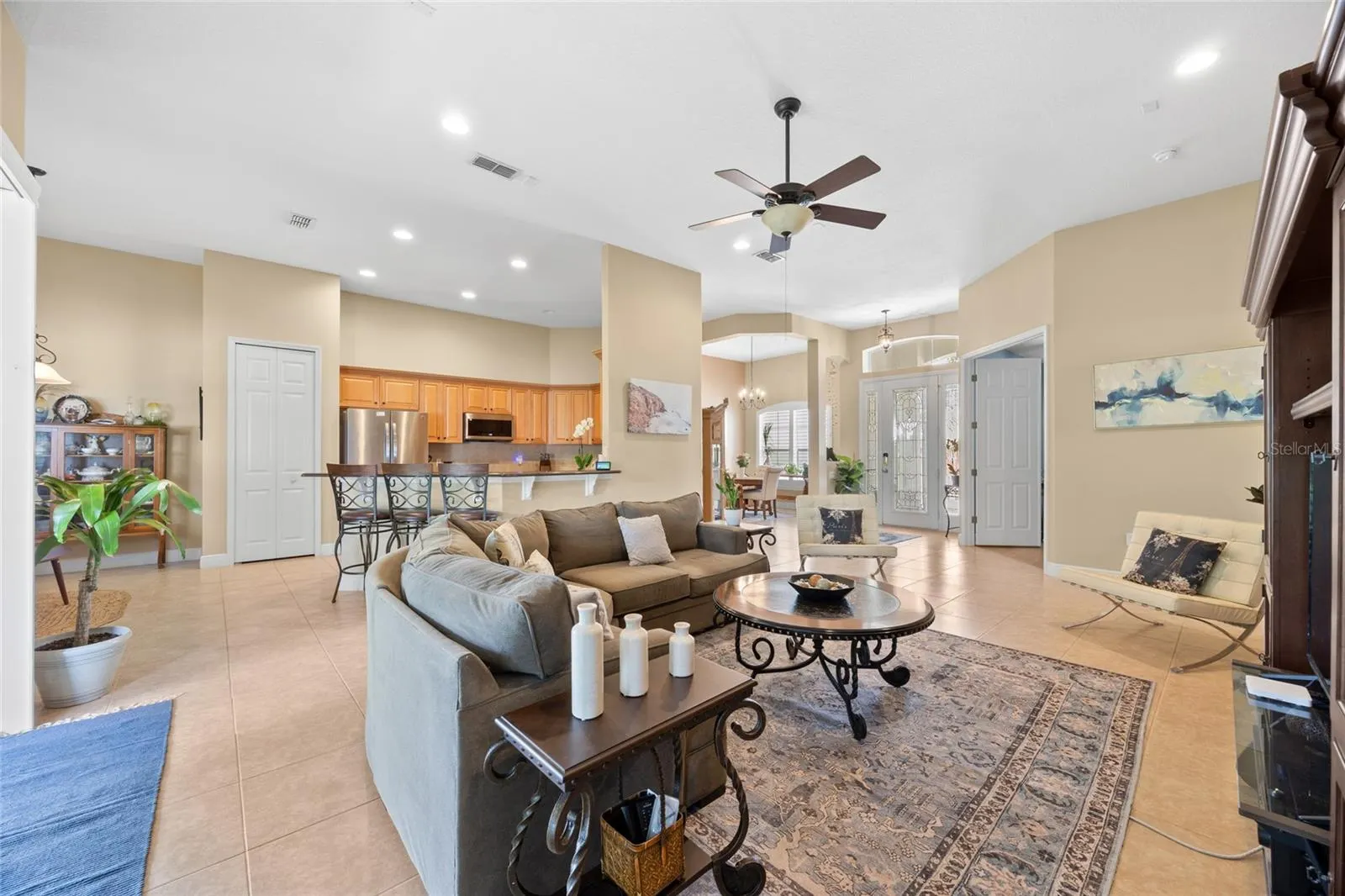 3856 SHORESIDE DR