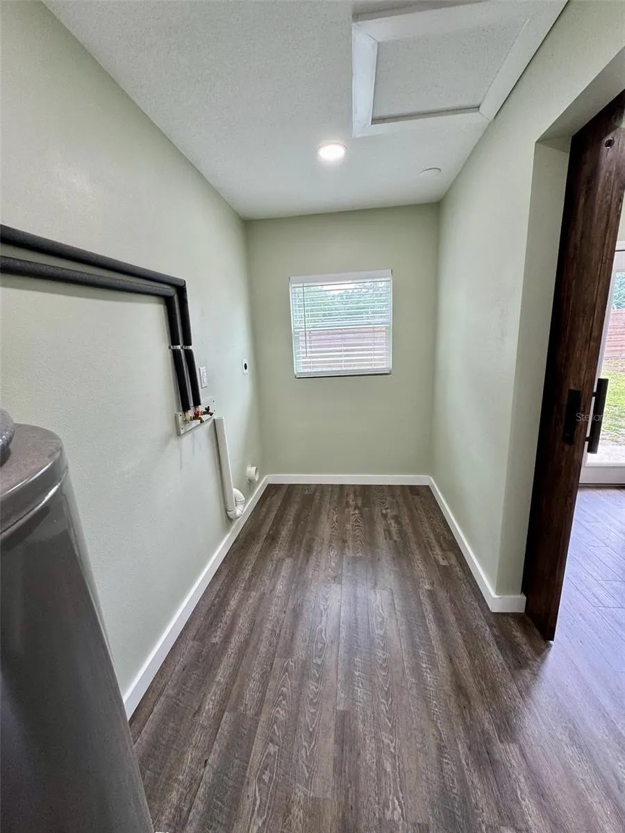 1501 NW 19TH CT
