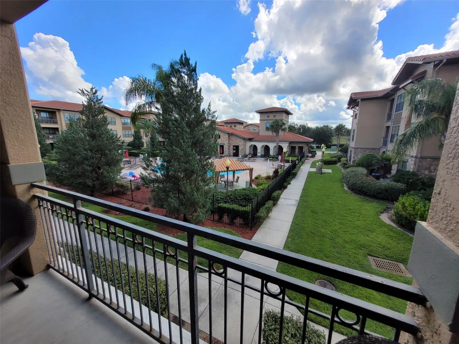 910 CHARO PKWY #323, #323