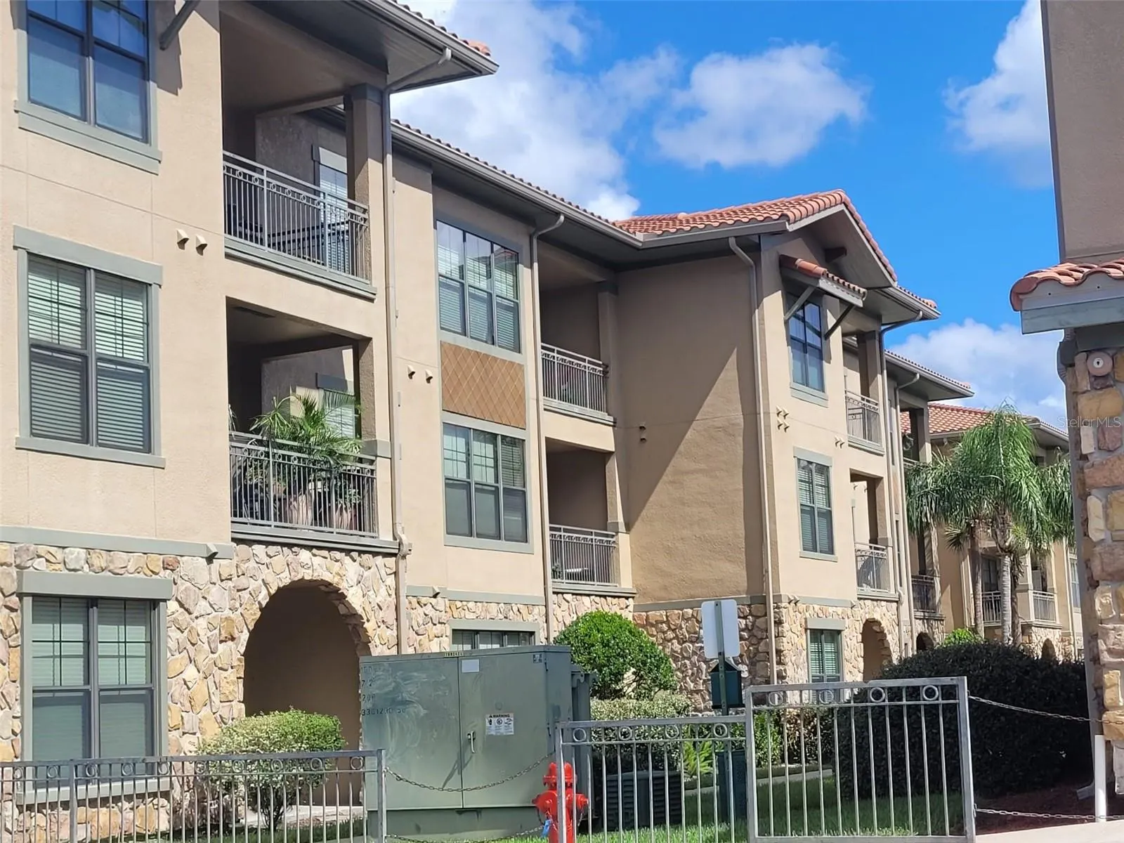 910 CHARO PKWY #323, #323