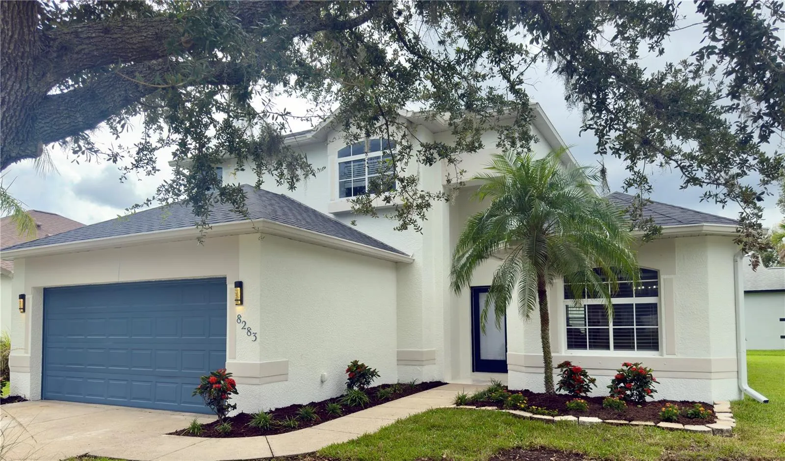 8283 47TH STREET CIR E