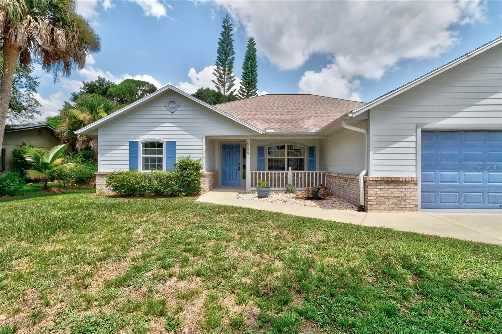 609 BROOKEDGE TER