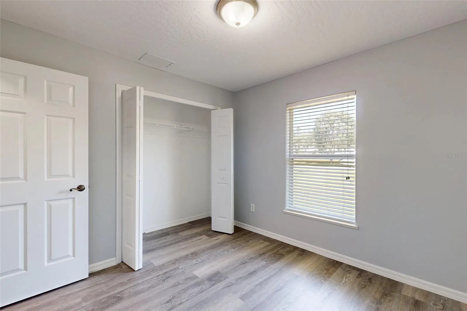 609 BROOKEDGE TER