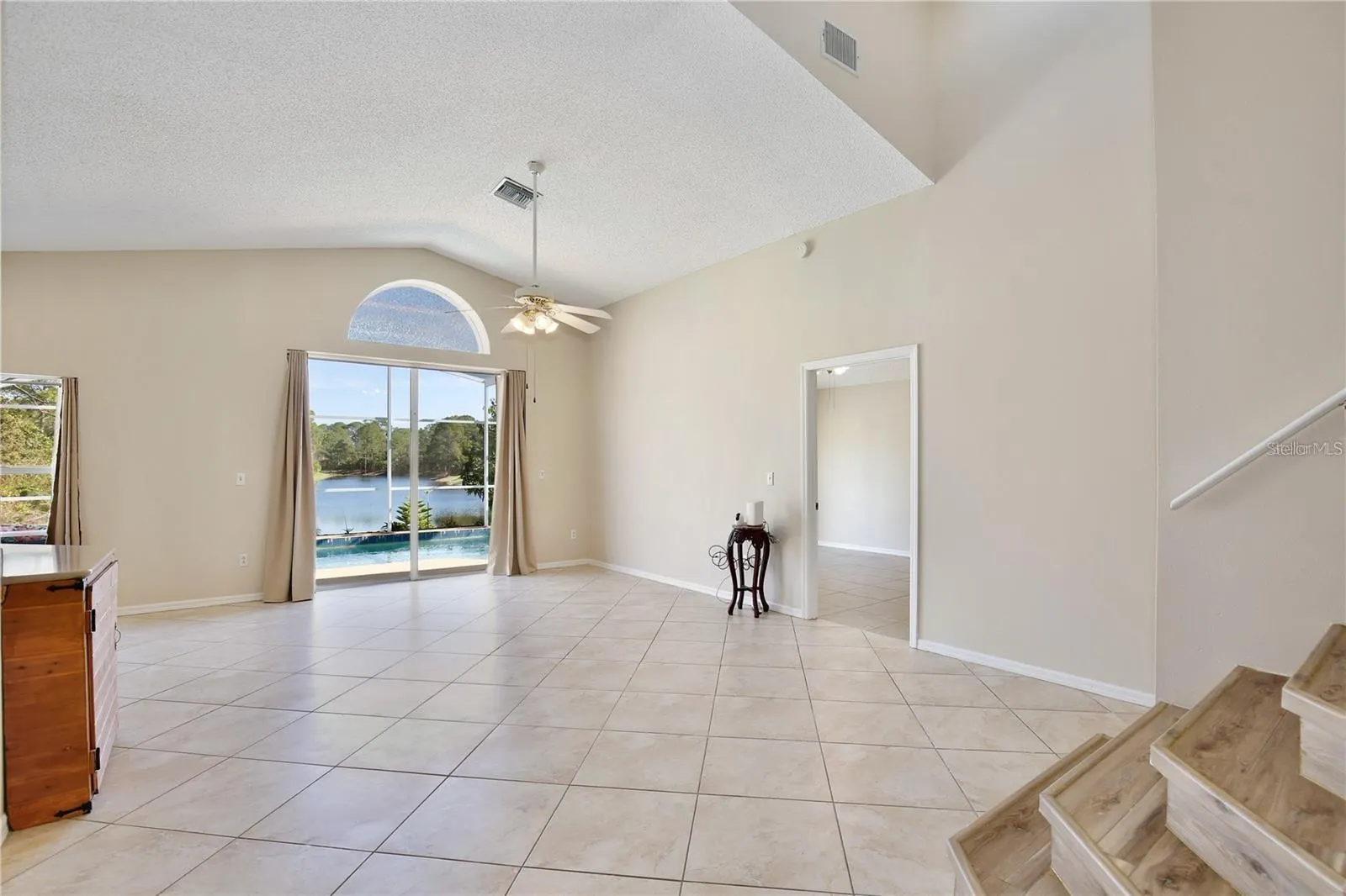 2981 VISCOUNT CIR