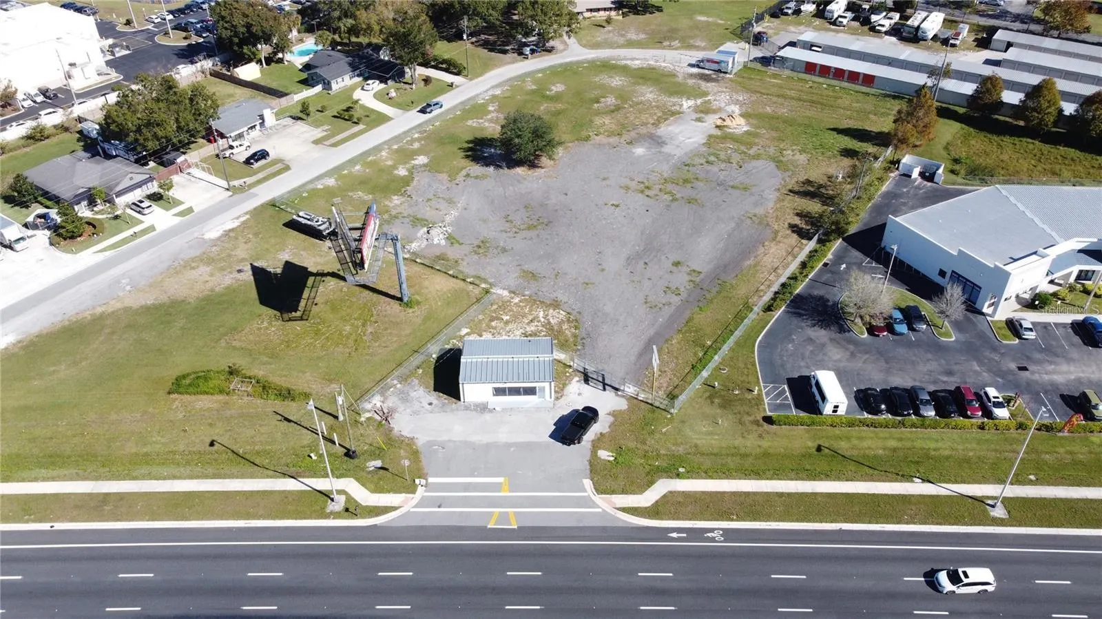 2543 E IRLO BRONSON MEMORIAL HWY