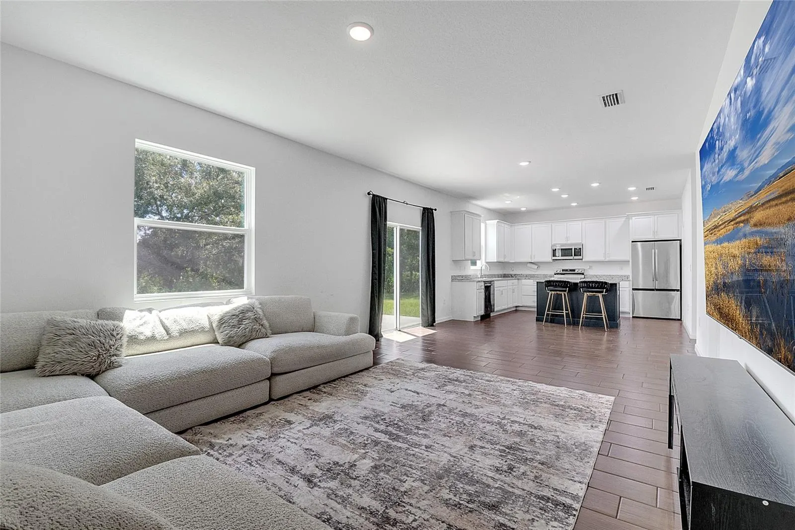 651 PARAKEET CT