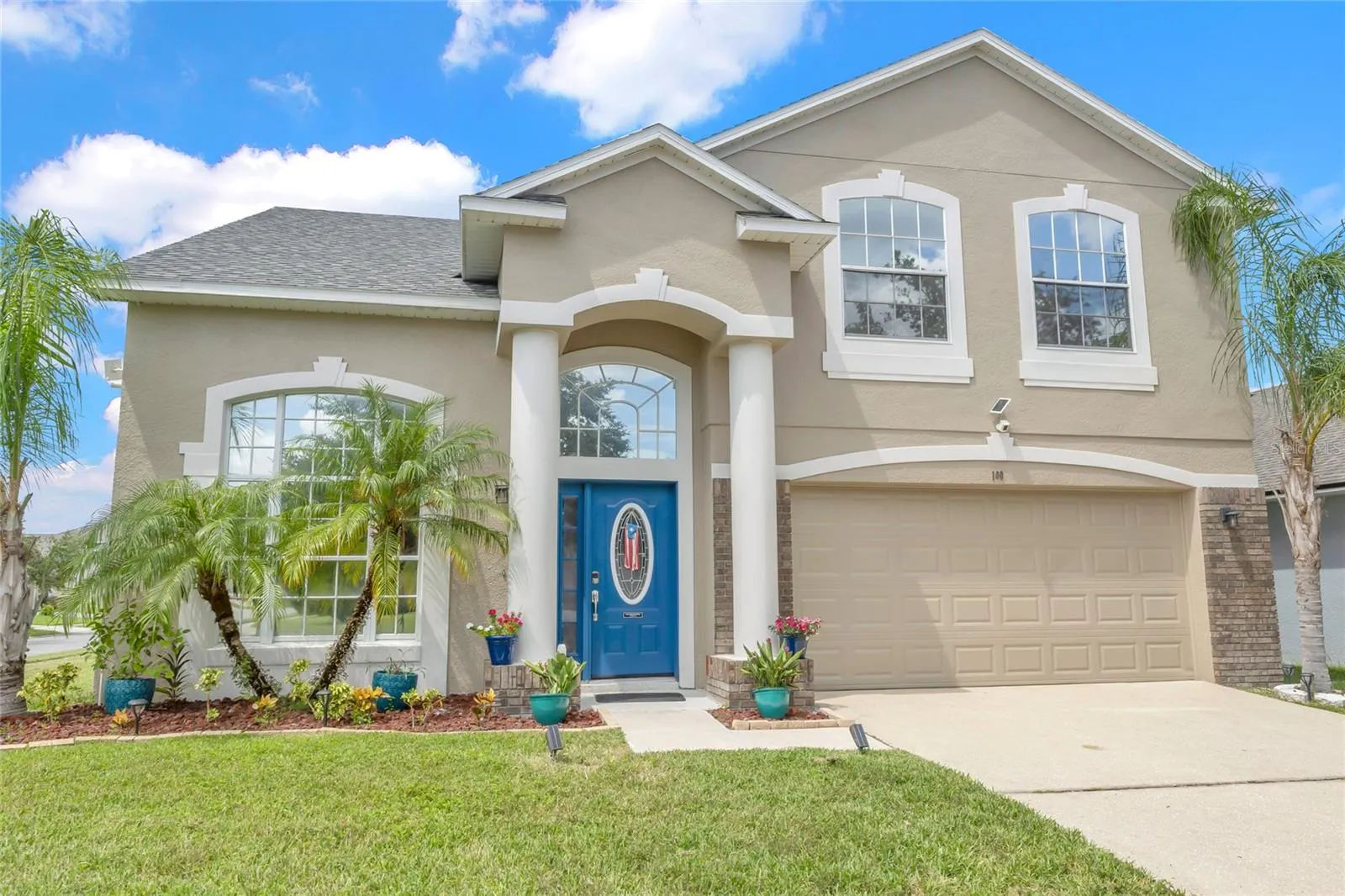 100 THORNBURY LN