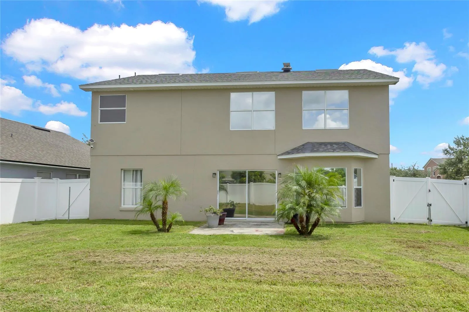 100 THORNBURY LN