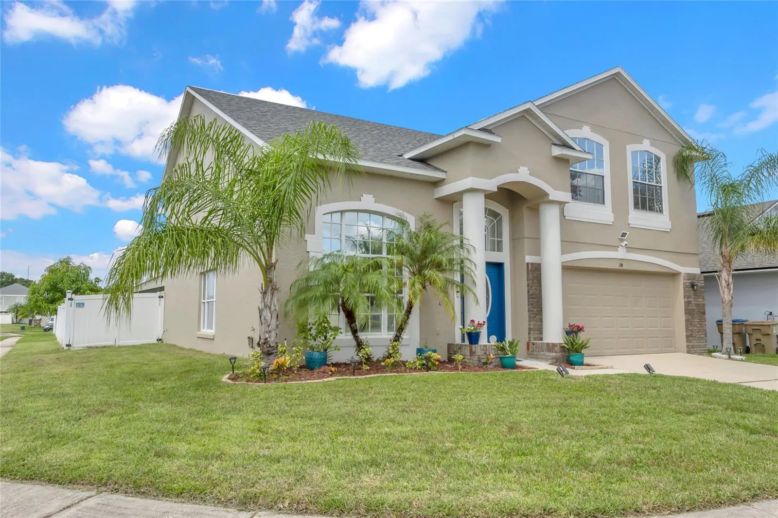 100 THORNBURY LN