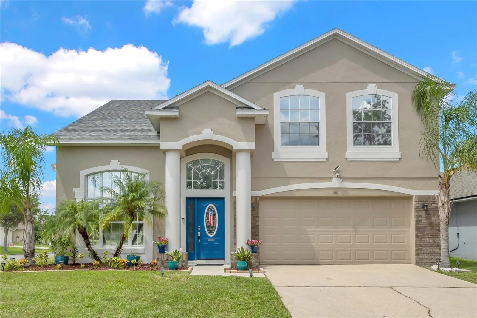 100 THORNBURY LN