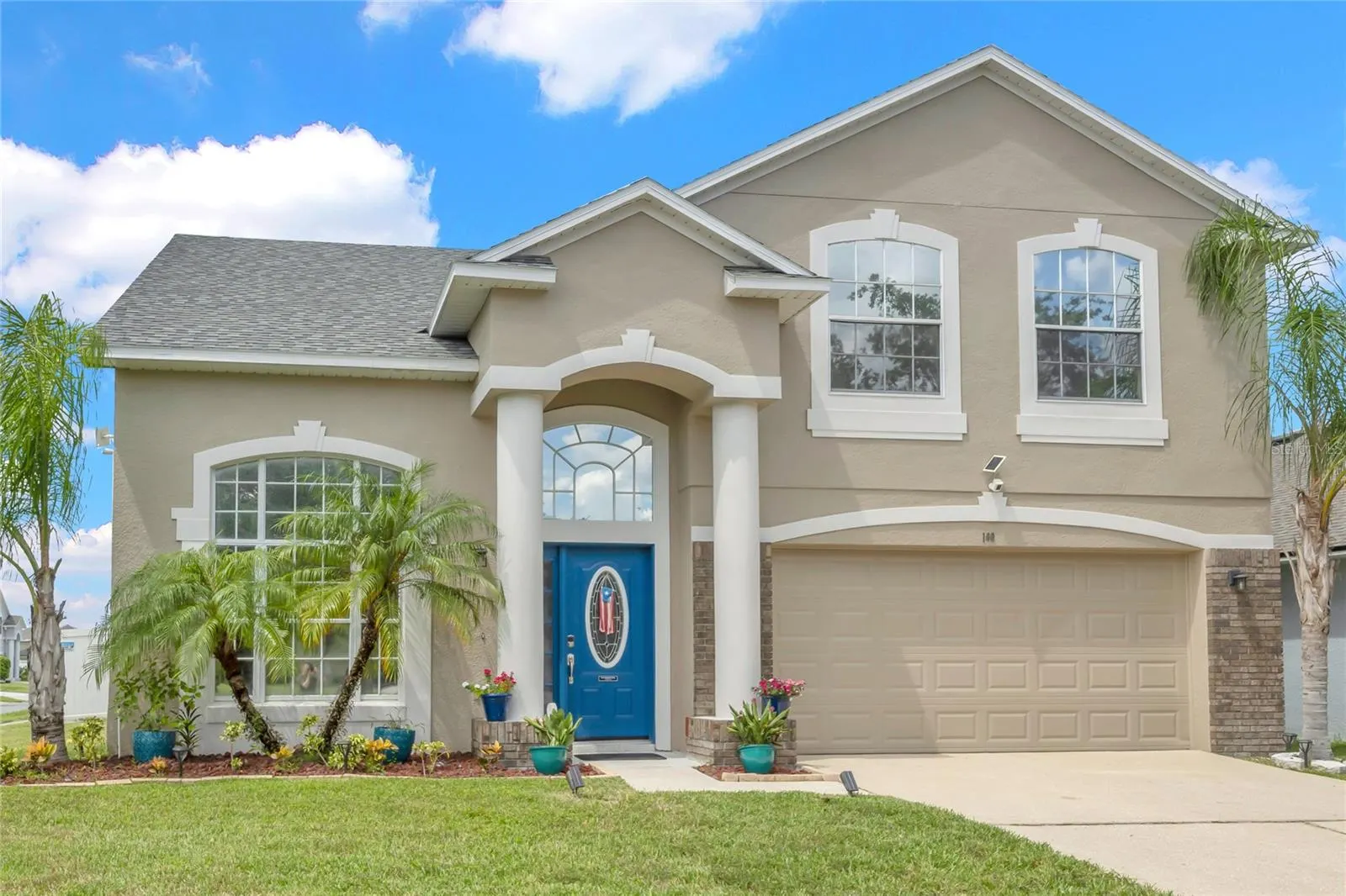 100 THORNBURY LN