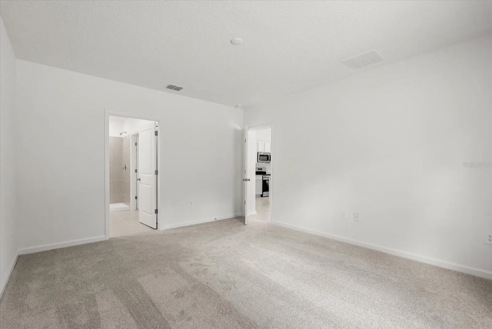 1377 LOXLEY TRL