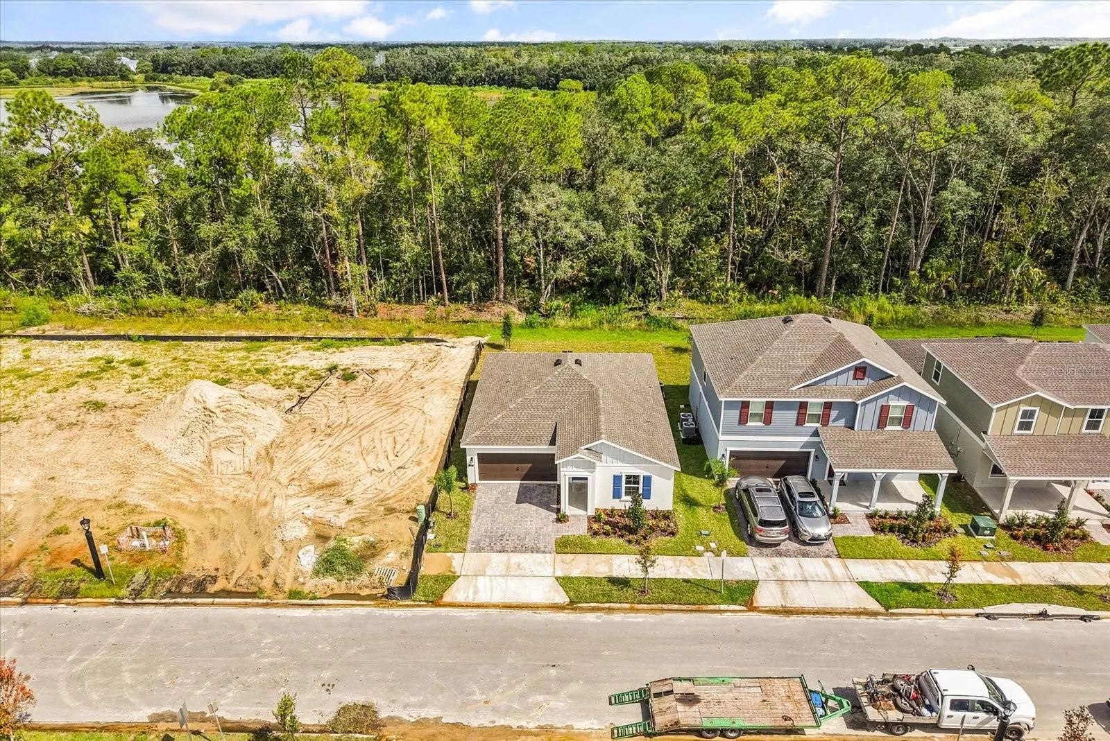 1377 LOXLEY TRL