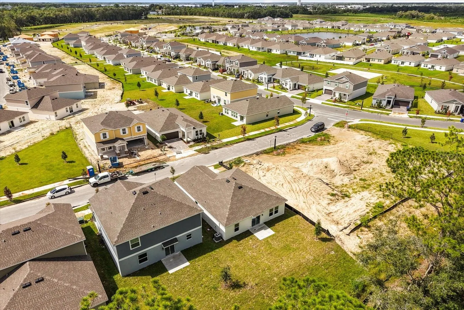 1377 LOXLEY TRL
