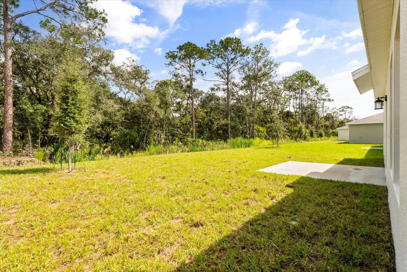 1377 LOXLEY TRL