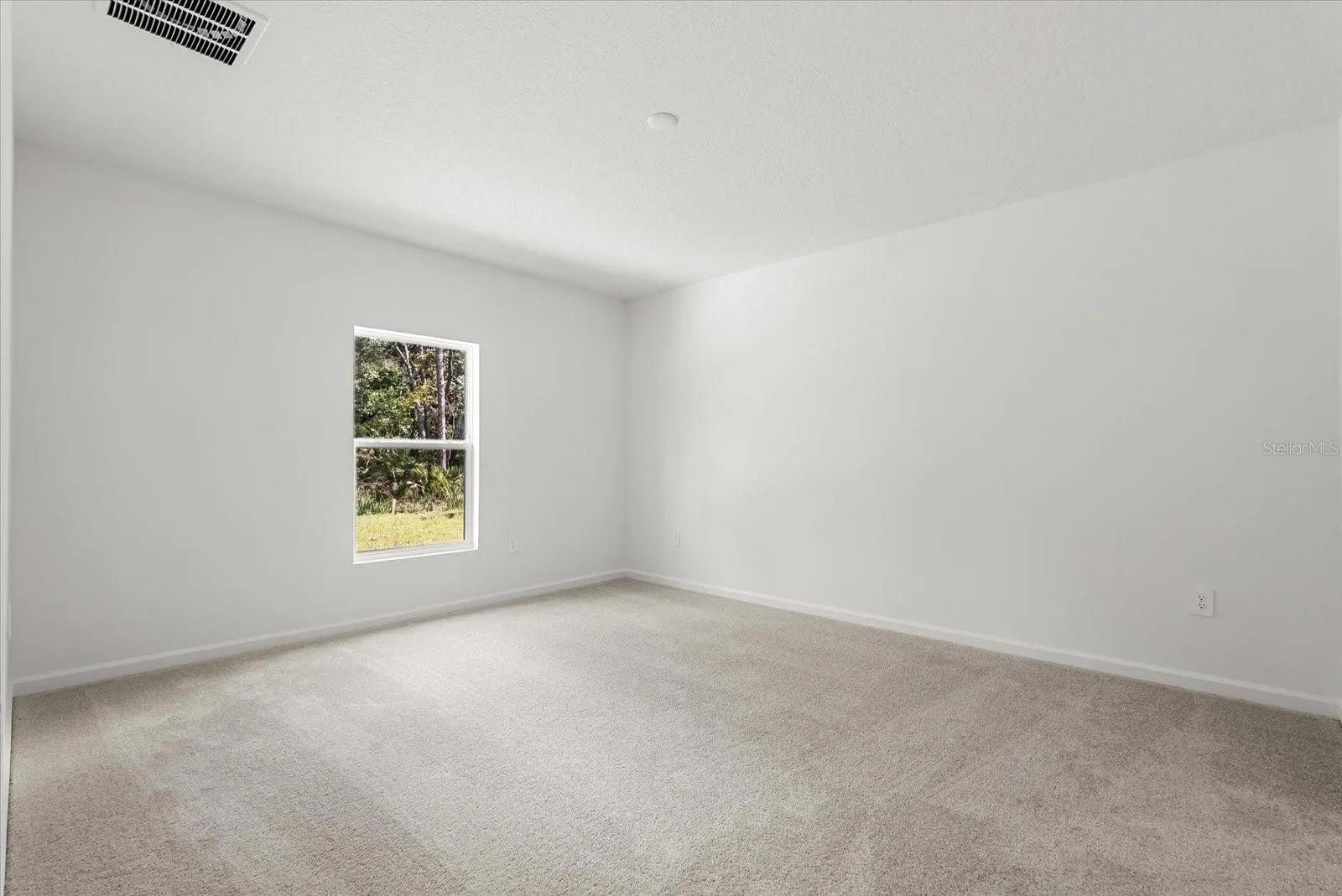 1377 LOXLEY TRL