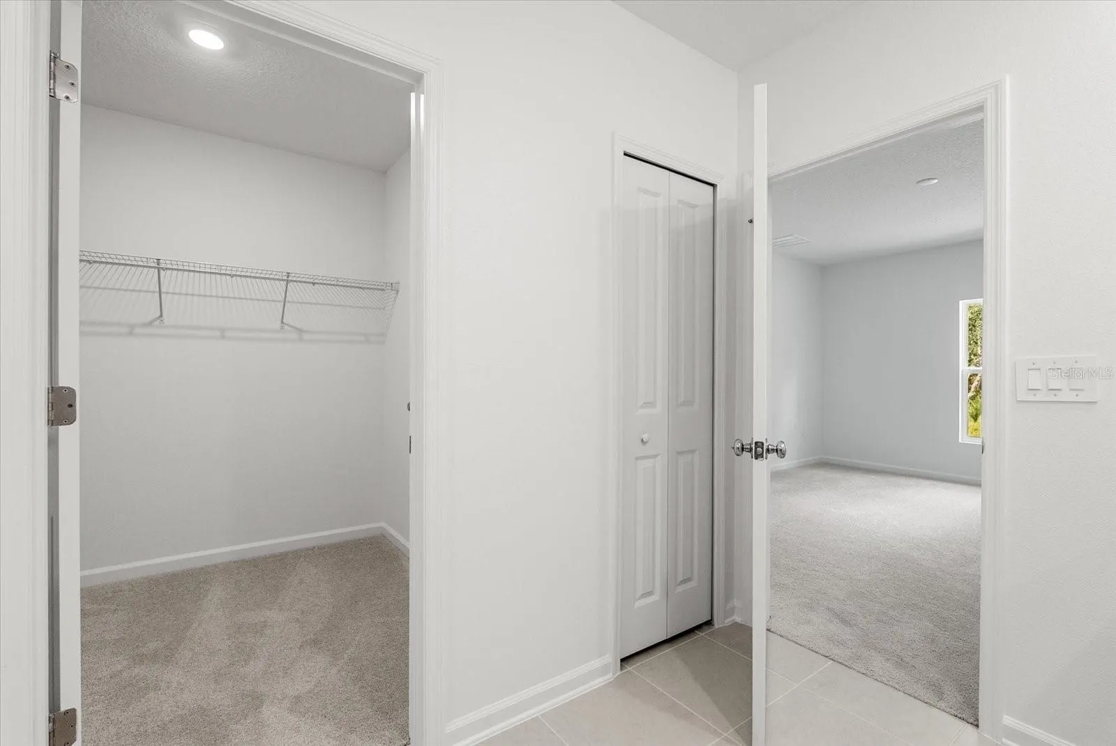 1377 LOXLEY TRL
