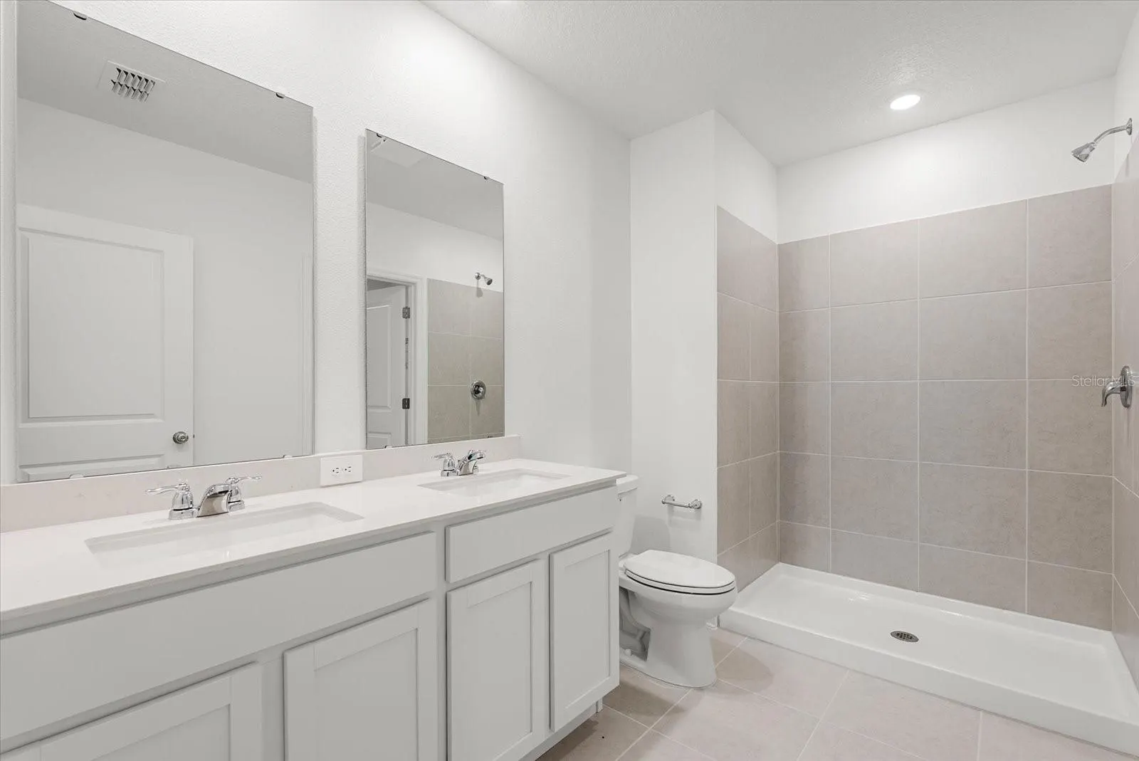 1377 LOXLEY TRL