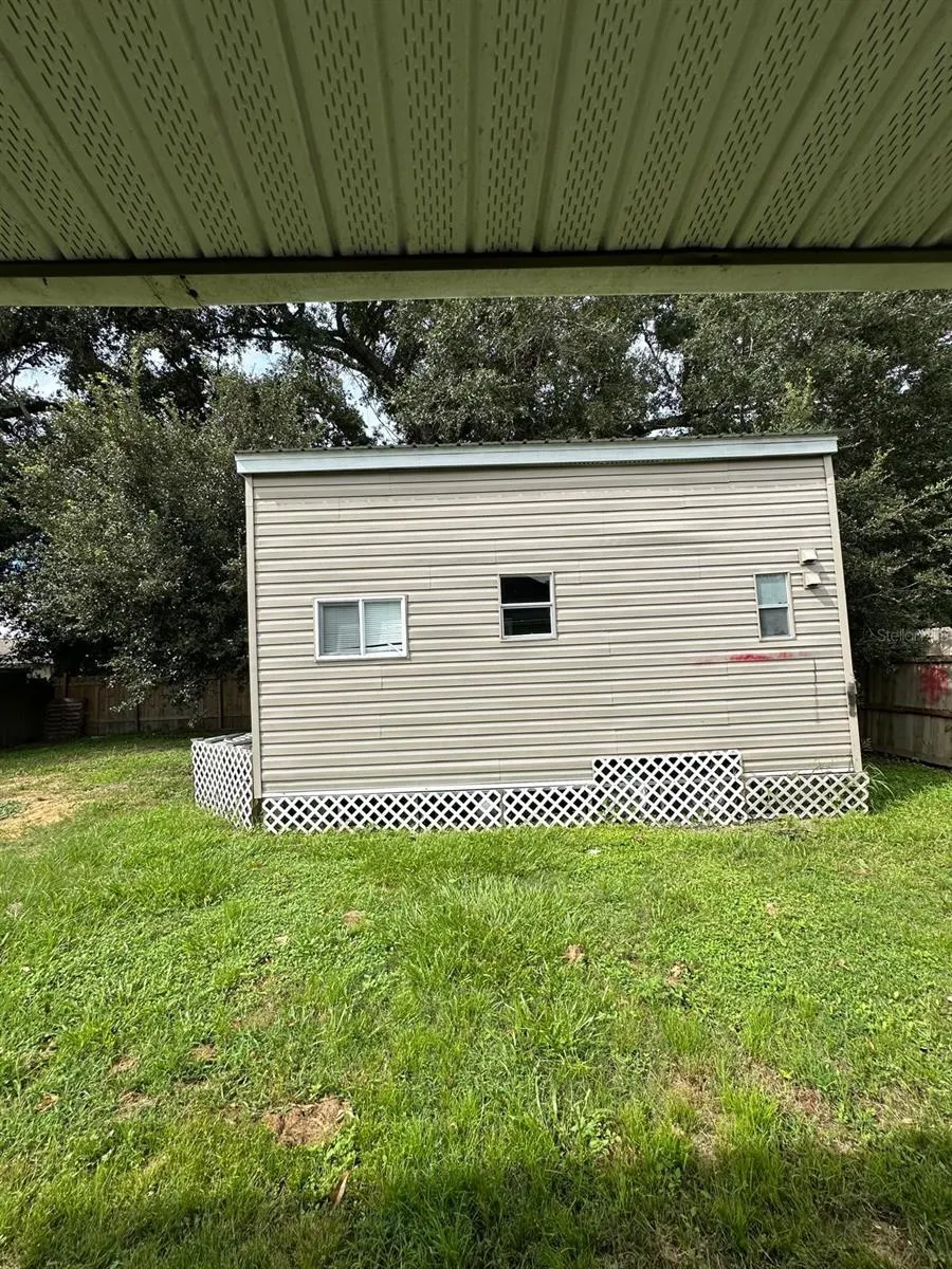 1137 SHAWNEE DR