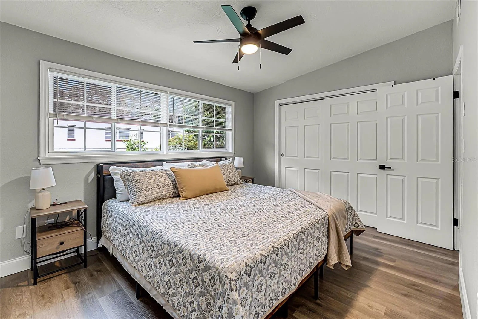 404 COURTNEY DR