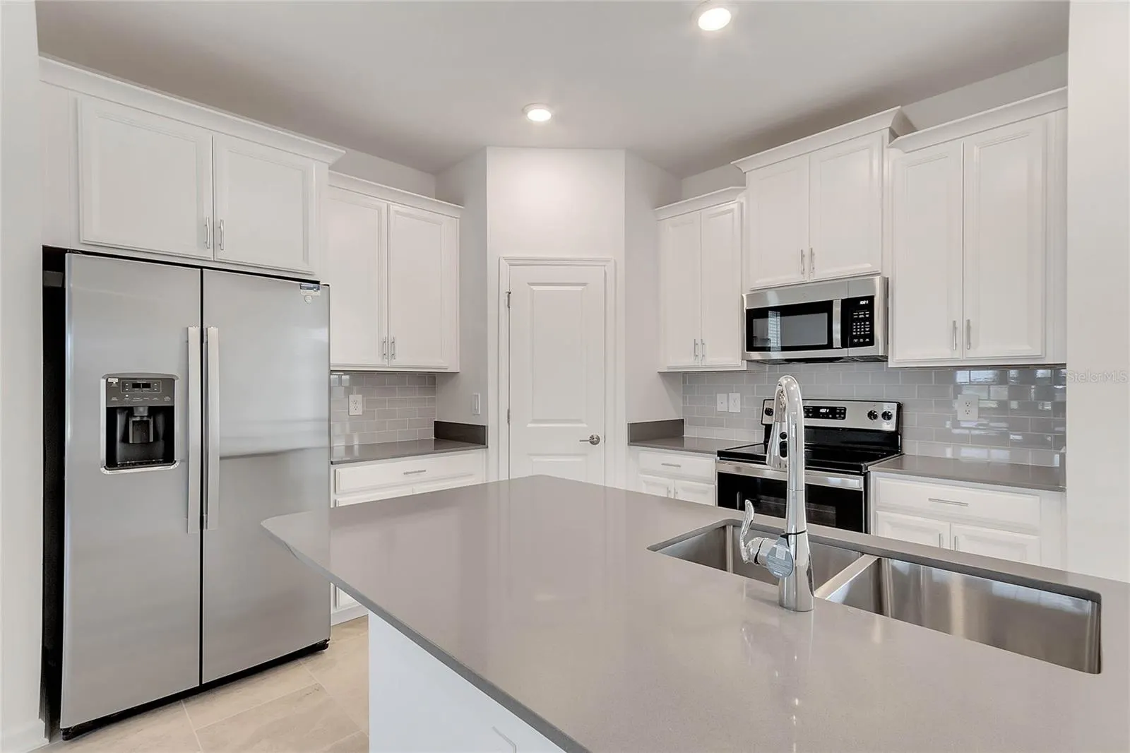 1721 GOOD NEIGHBOR LOOP