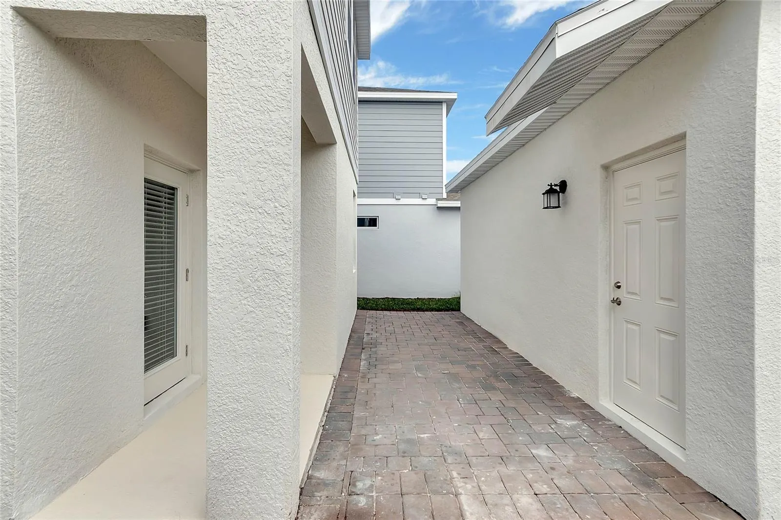 1721 GOOD NEIGHBOR LOOP
