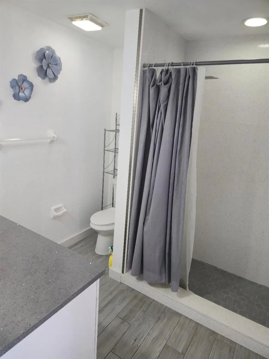 815 RESERVE PL