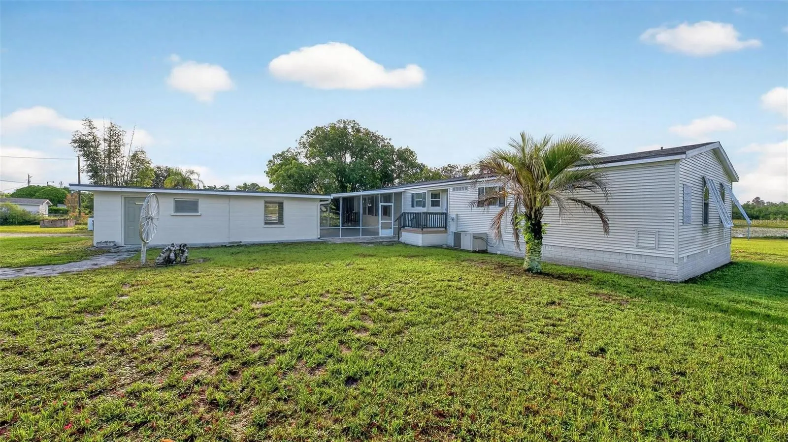 10622 WESTMONT RD