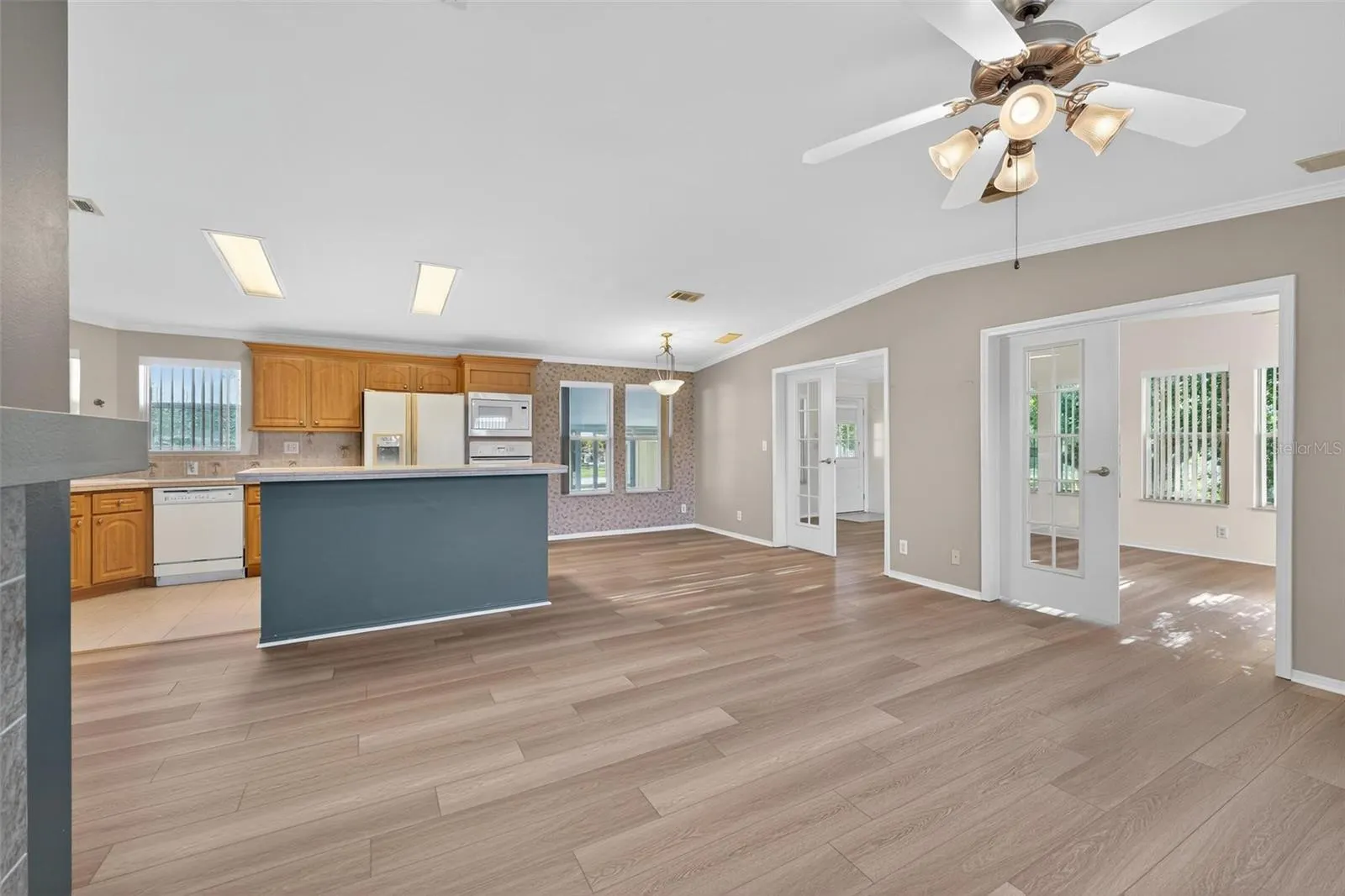 10622 WESTMONT RD