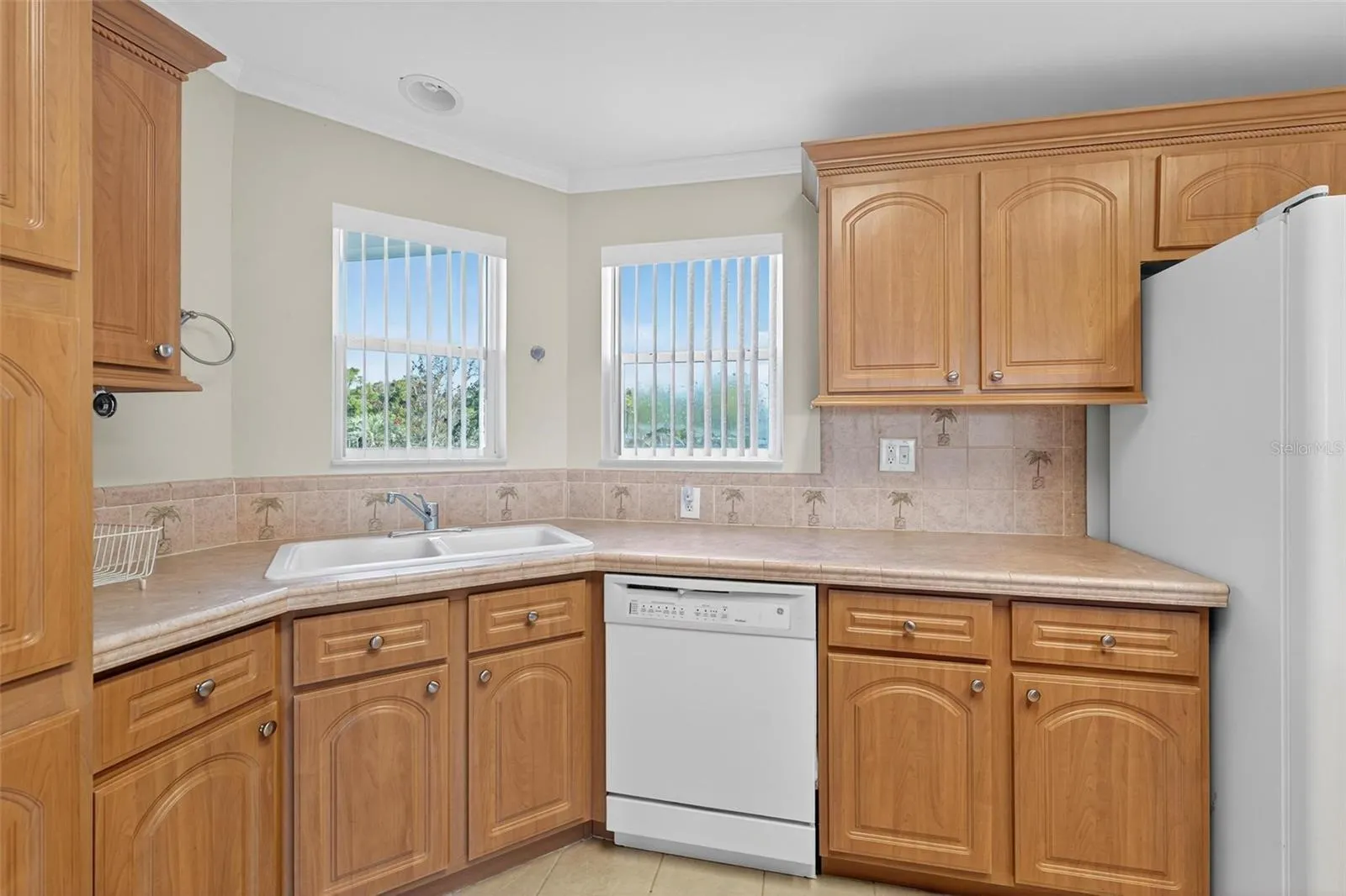 10622 WESTMONT RD